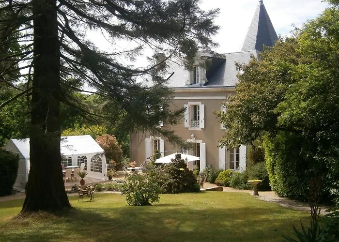 Logis La Folie 3* Mareuil-sur-Lay